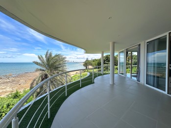 2 Bedrooms Condo in Pure Sunset Beach Na Jomtien C012767