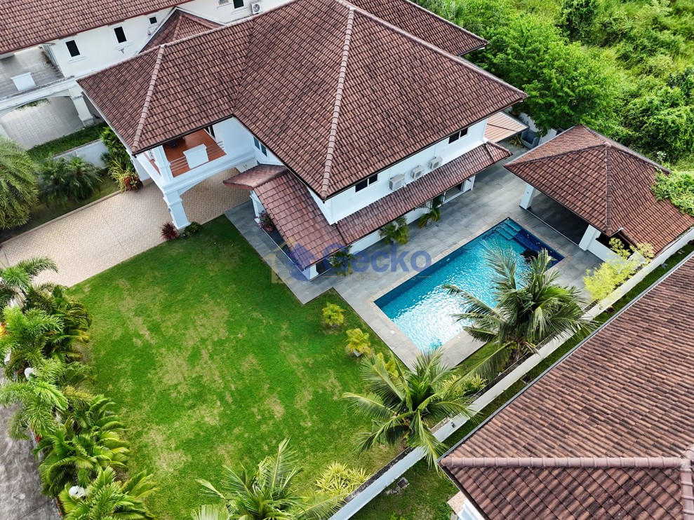5 Bedrooms House in Siam Gardens  East Pattaya H012619 (Photo 3)