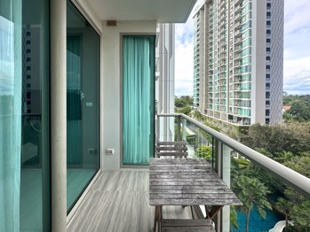 1 Bedroom Condo in The Riviera Wong Amat Beach Wongamat C012772