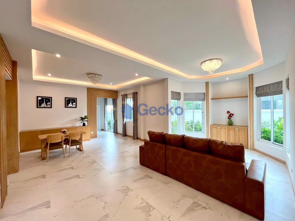 3 Bedrooms House in Nibbana Shade  East Pattaya H011539 (Photo 3)