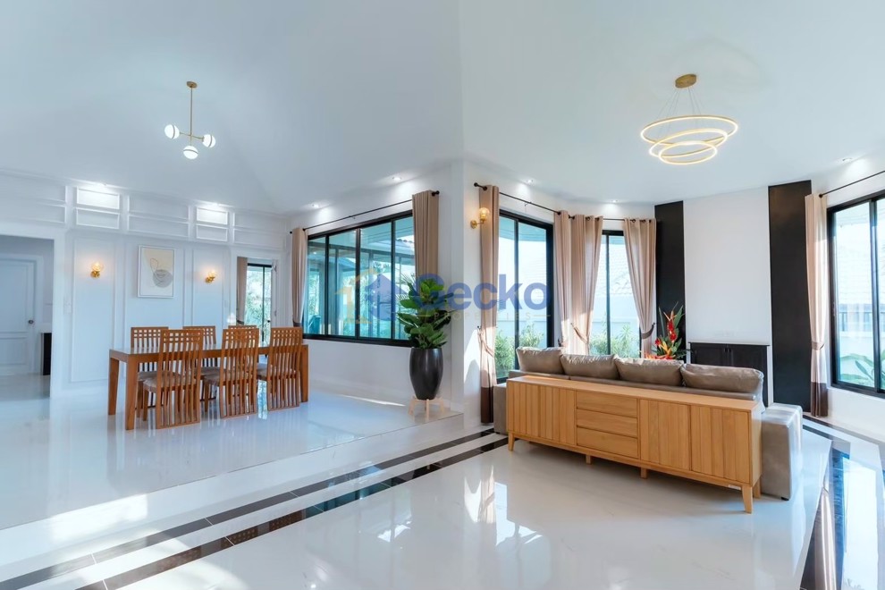 4 Bedrooms House in Nibbana Shade  East Pattaya H011542 (Photo 4)