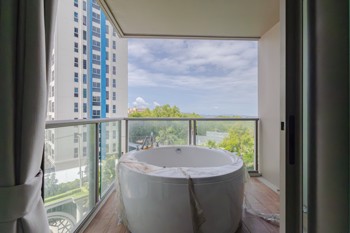 1 Bedroom Condo in The Riviera Monaco Pattaya Na Jomtien C012797