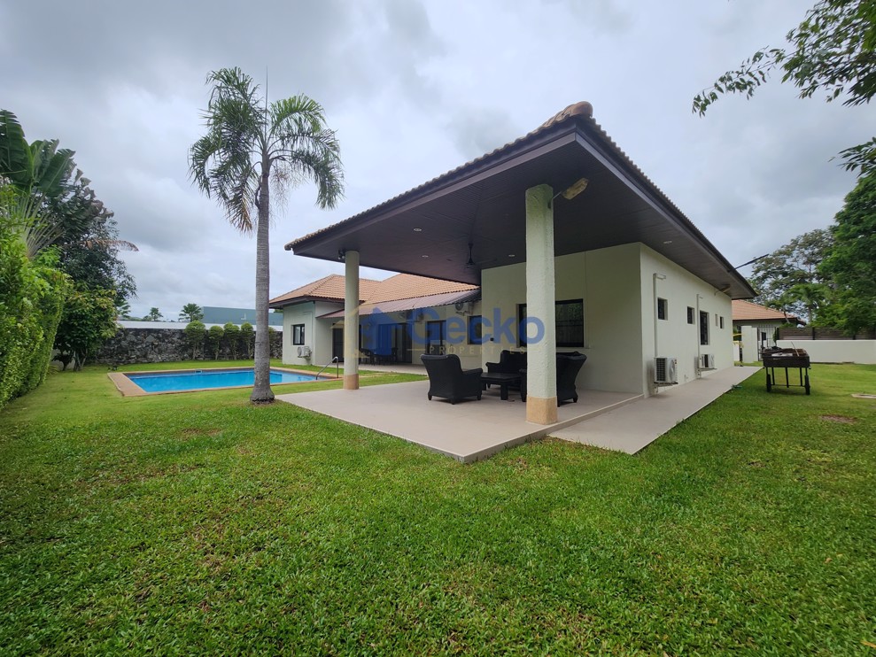 5 Bedrooms House in Laurel Park  East Pattaya H012240 (Photo 4)