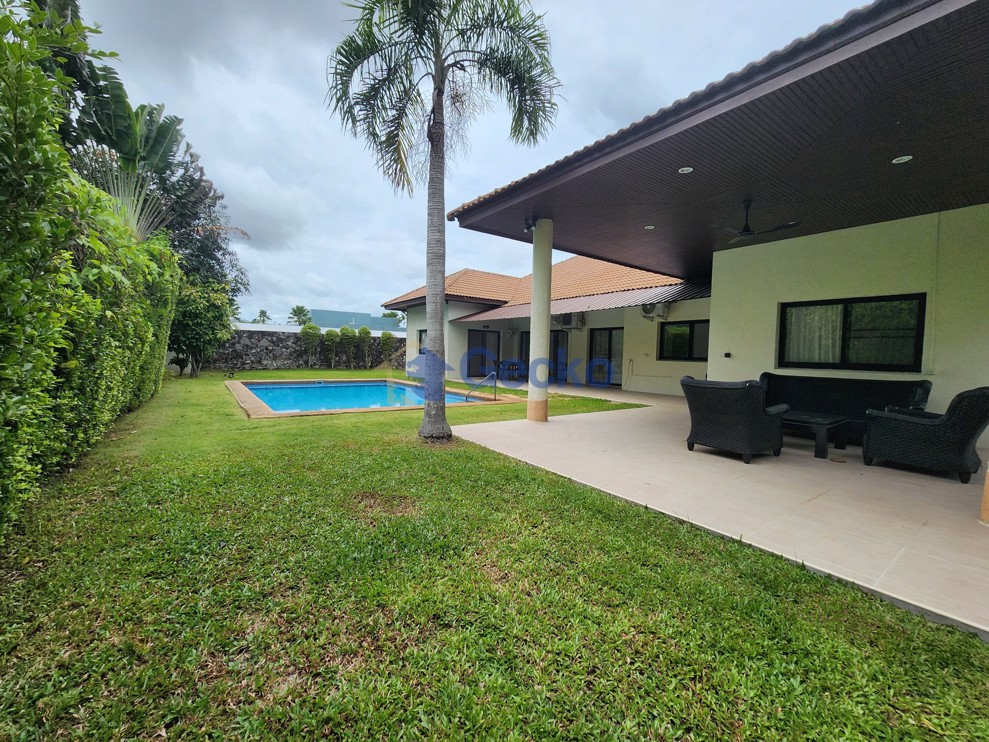 5 Bedrooms House in Laurel Park  East Pattaya H012240 (Photo 2)