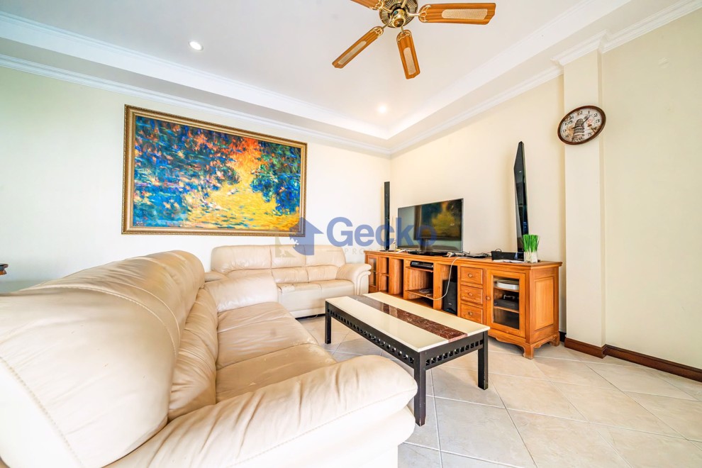4 Bedrooms House in Majestic Residence  Pratumnak H012835 (Photo 3)