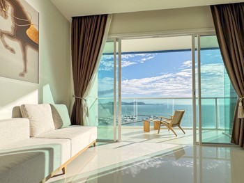 1 Bedroom Condo in Movenpick Residences & Pool Villas Na Jomtien C012840