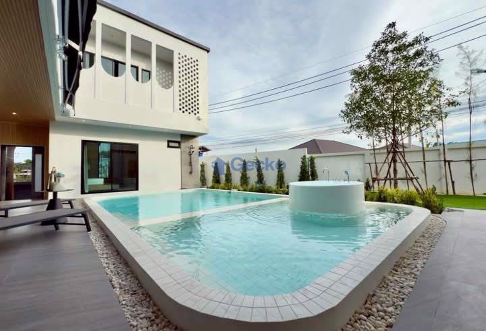5 Bedrooms House in Myroom Pool Villa  Huay Yai H012841 (Photo 2)