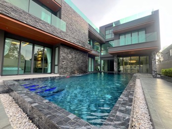 5 Bedrooms House in Alicera Ville   East Pattaya H012843