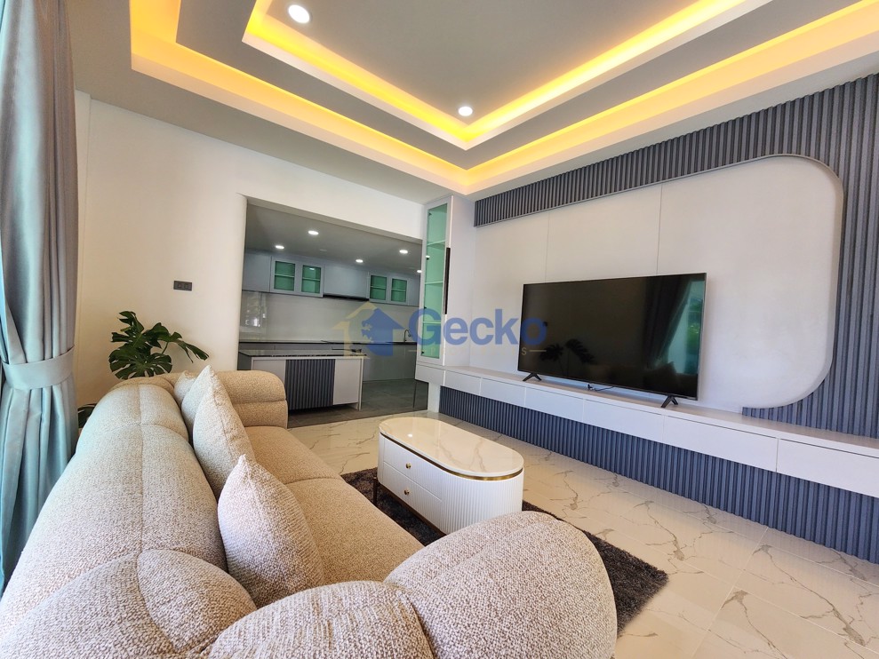 3 Bedrooms House in Park Village  East Pattaya H012837 (Photo 3)