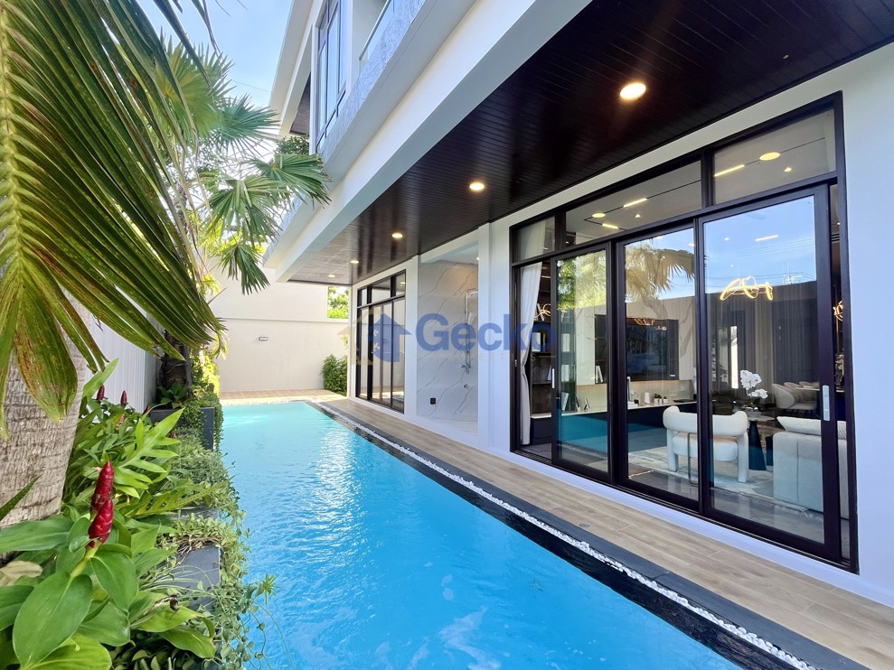 4 Bedrooms House in Tree Villa   Na Jomtien H012850 (Cover Photo)