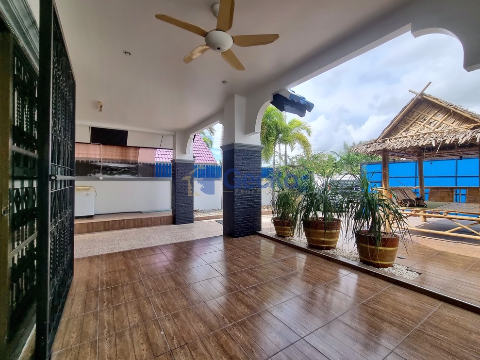 3 Bedrooms House in Natheekarn Park View  East Pattaya H012491 (Photo 4)