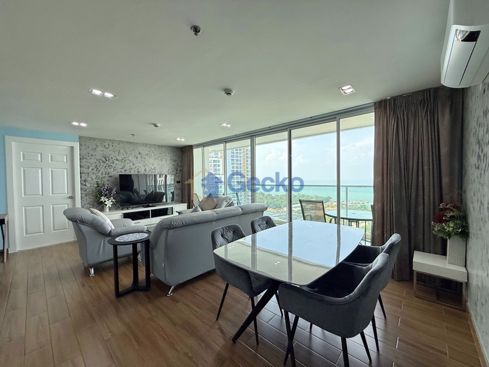 2 Bedrooms Condo in The View Cozy Beach Pratumnak C009923 (Photo 3)