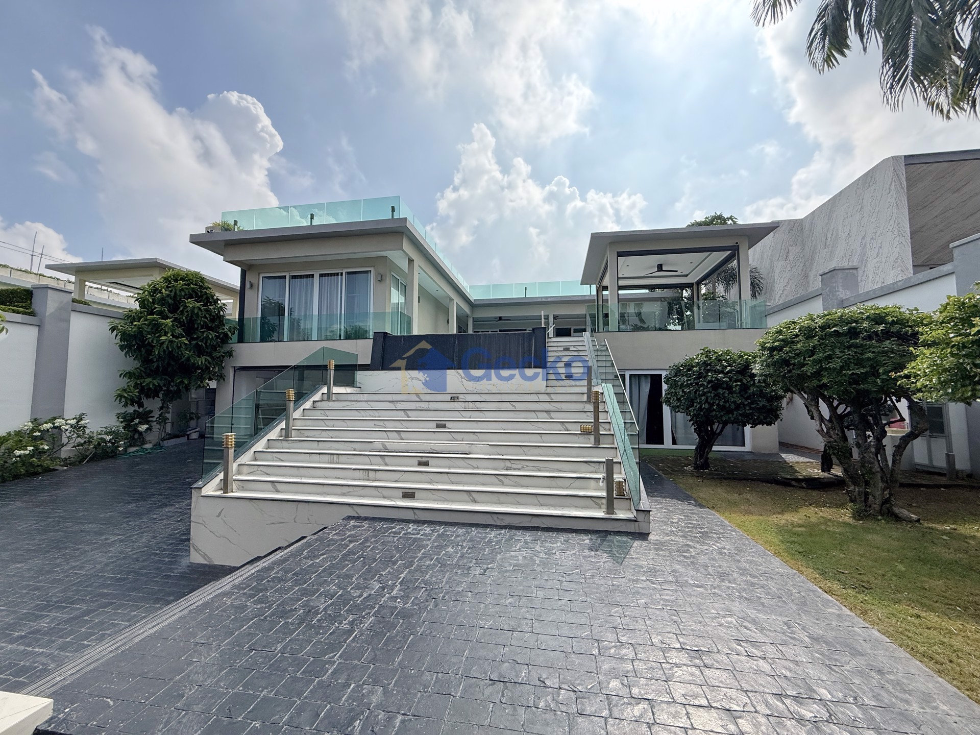 10 Bedrooms House in Siam Royal View  East Pattaya H012853
