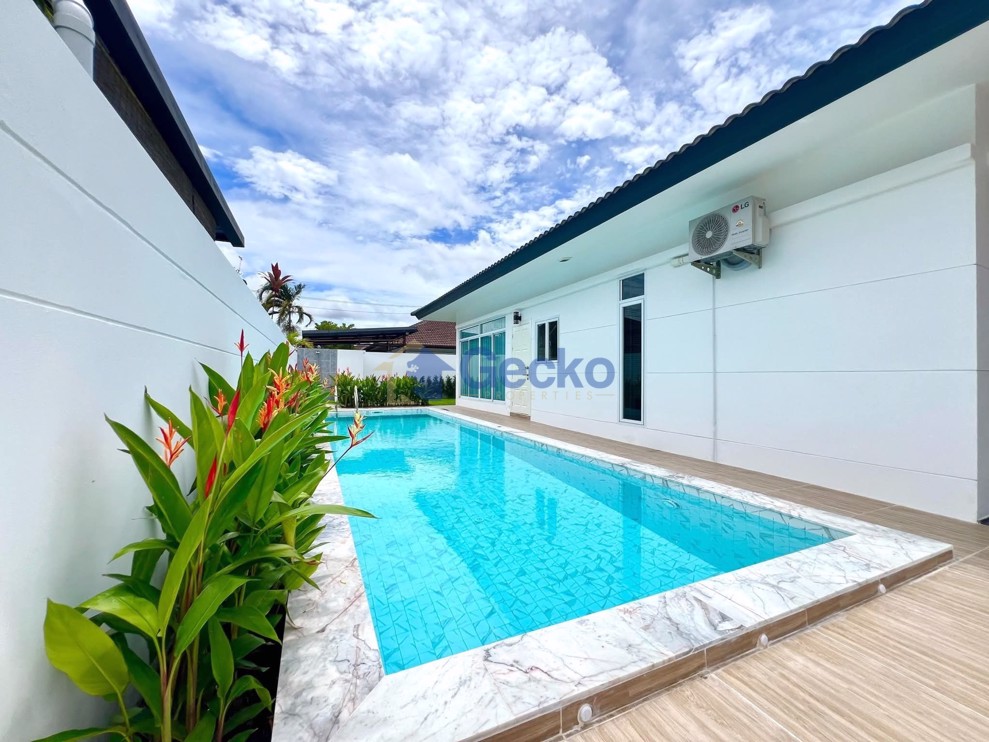 3 Bedrooms House in Panalee Banna  Huay Yai H012739 (Photo 1)