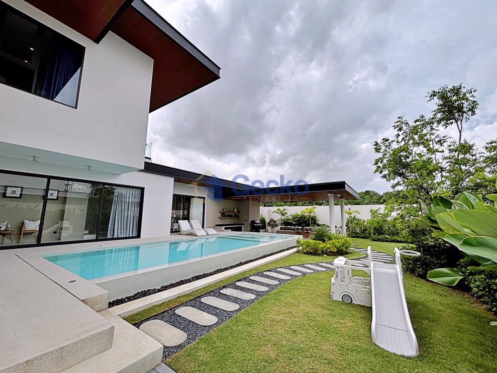 4 ห้องนอน บ้าน in Prime Habitat Pool Villa  พัทยาตะวันออก H011098 (Photo 2)