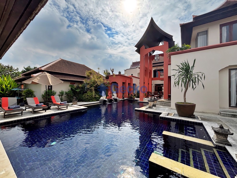 5 Bedrooms House in Phutara  East Pattaya H012922 (Photo 3)