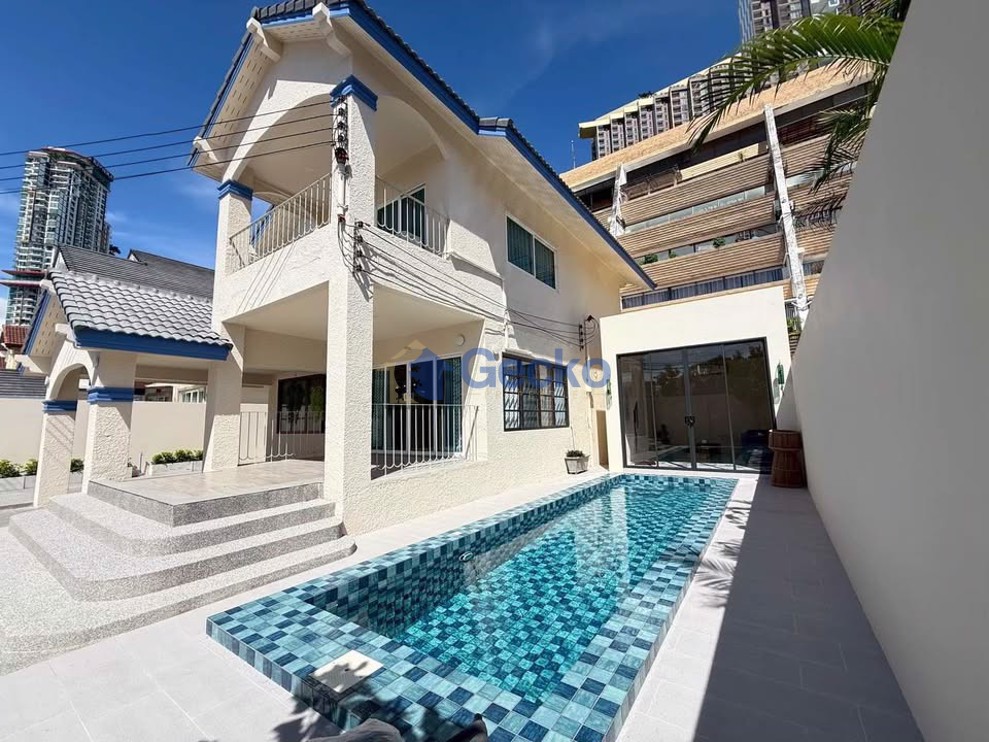 3 Bedrooms House in Casa Jomtien Village  Jomtien H012931 (Cover Photo)