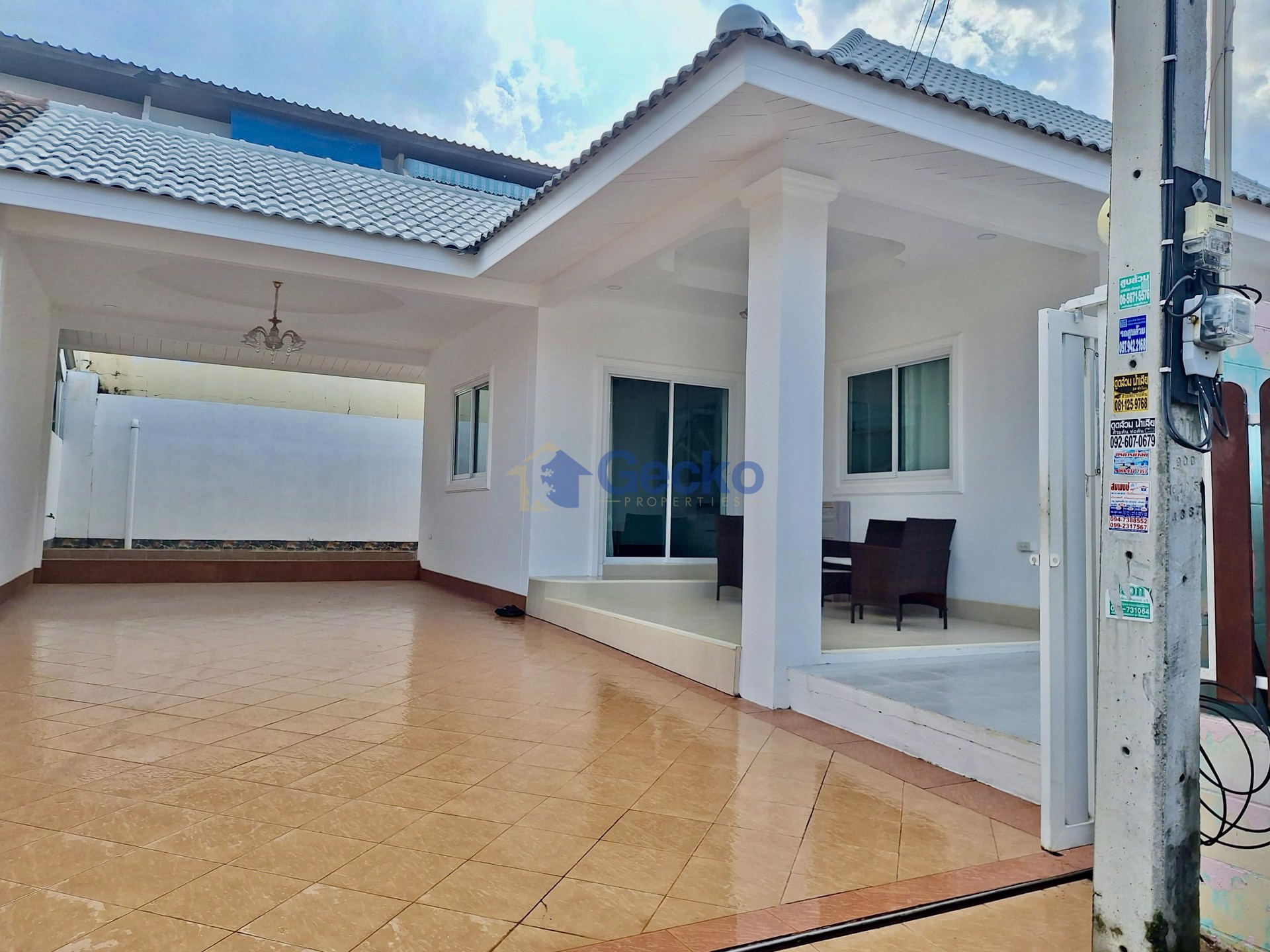 3 Bedrooms House in Chokchai Village 7  East Pattaya H012932