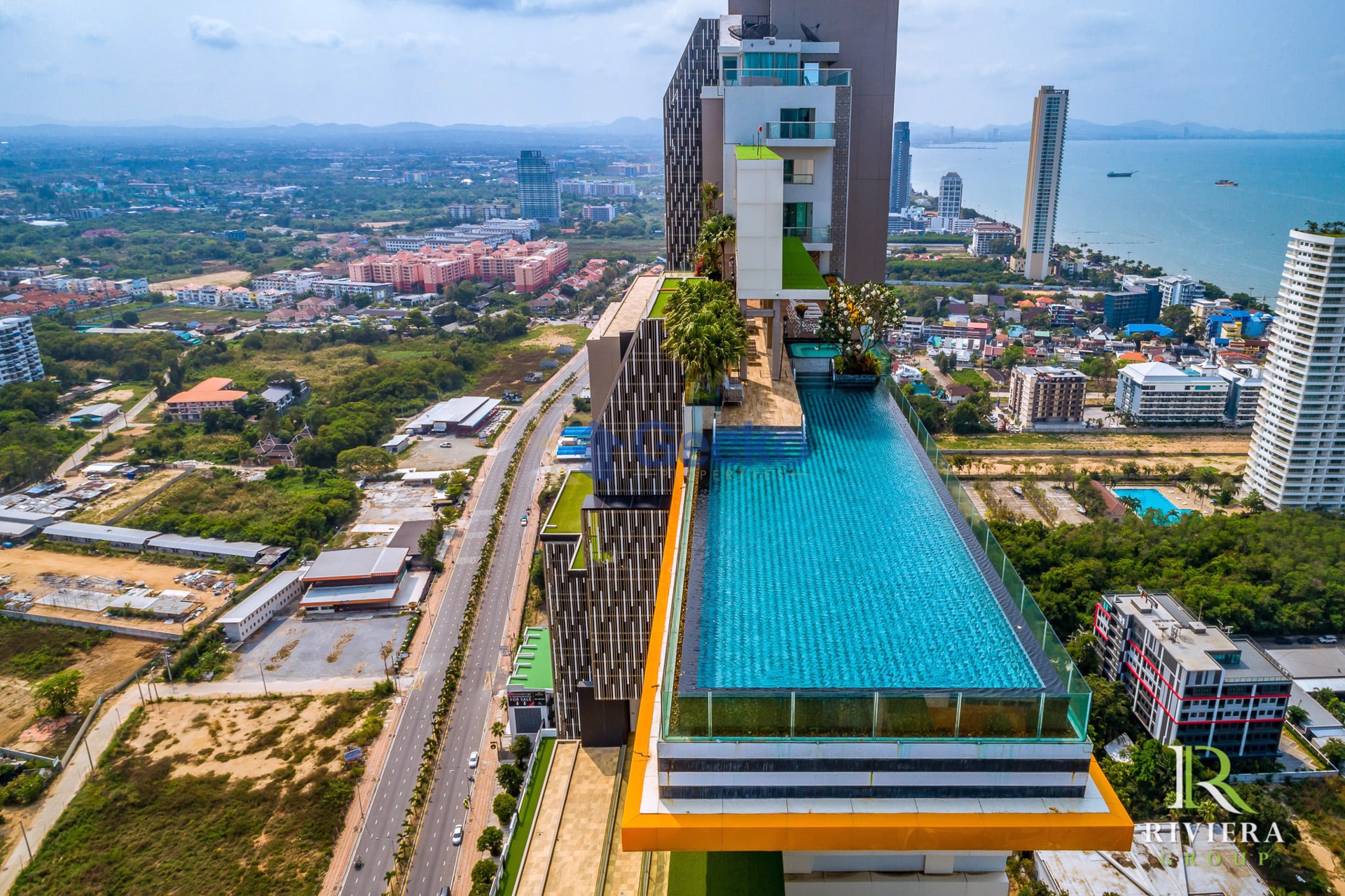 1 Bedroom Condo in The Riviera Jomtien Jomtien C012949
