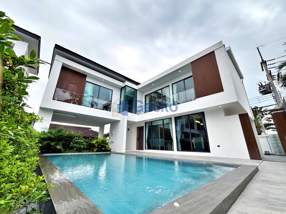 3 Bedrooms House in Areeya Villa  East Pattaya H012961 (Cover Photo)