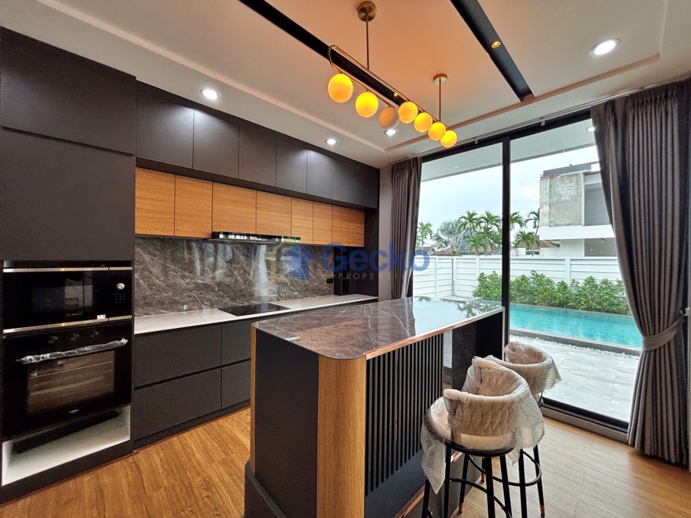 3 Bedrooms House in Areeya Villa  East Pattaya H012961 (Photo 1)