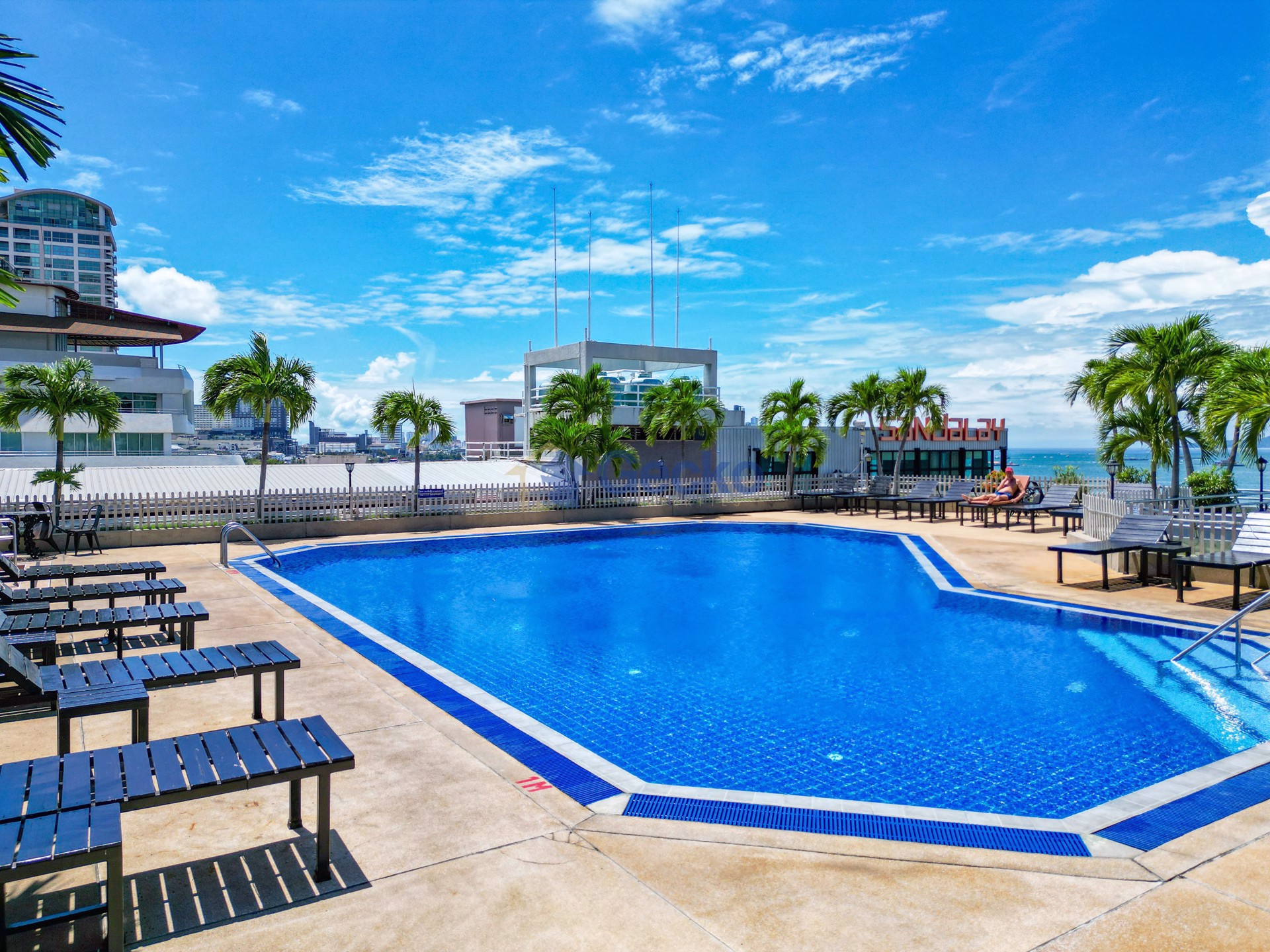 Studio Condo in Markland North Pattaya C012970