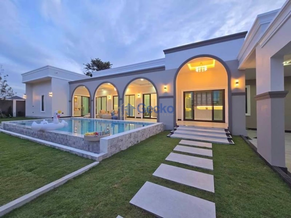 Exclusive Pool villas (Cover Photo)
