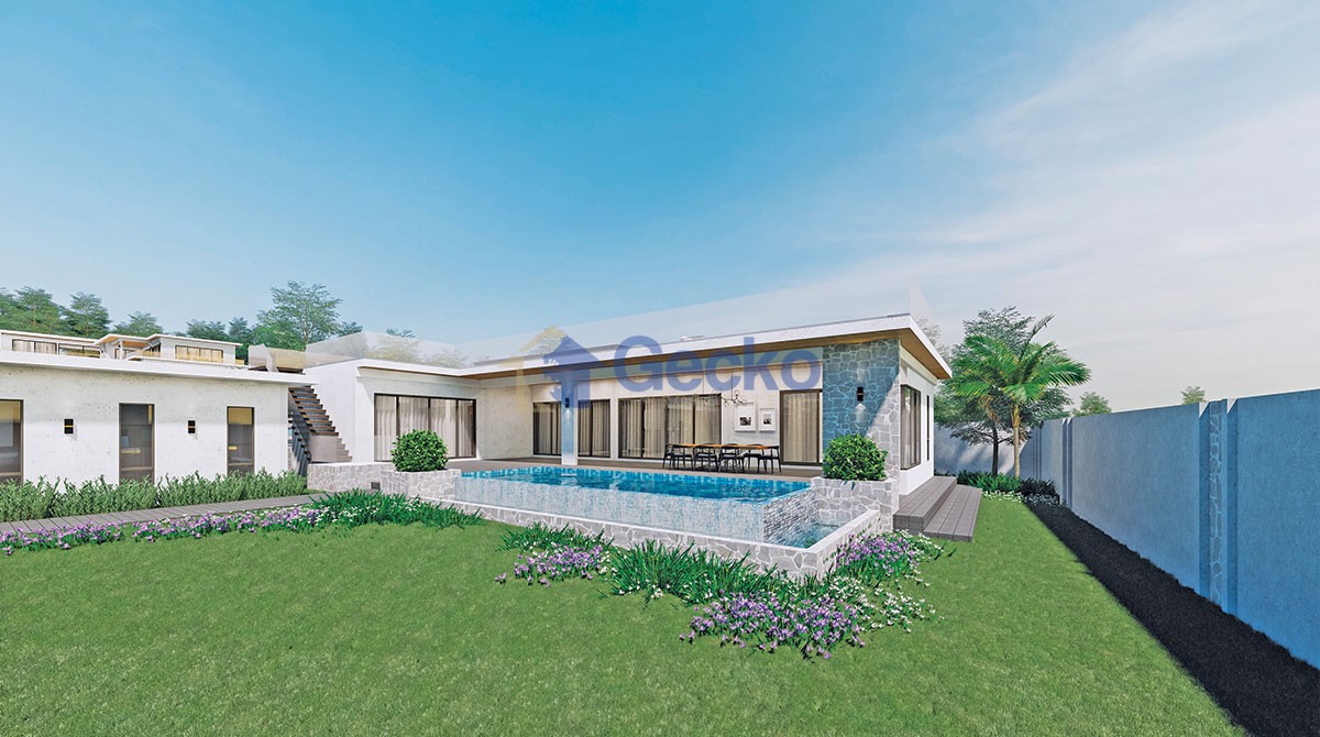 5 Bedrooms House in The View Estate Pattaya  East Pattaya H012977