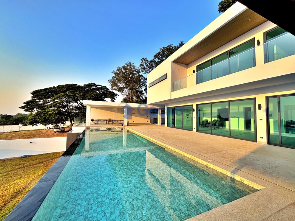 The View Estate Pattaya (Photo 2)