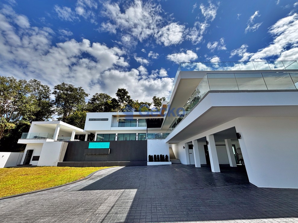6 Bedrooms House in The View Estate Pattaya  East Pattaya H012979 (Cover Photo)