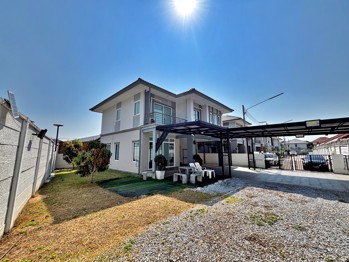 3 Bedrooms House in Baan Pruksanara  East Pattaya H012988