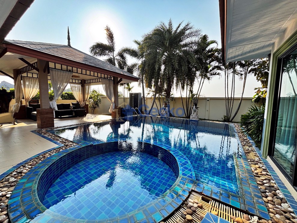 3 Bedrooms House in Baan Dusit Lake  Huay Yai H012994 (Photo 1)