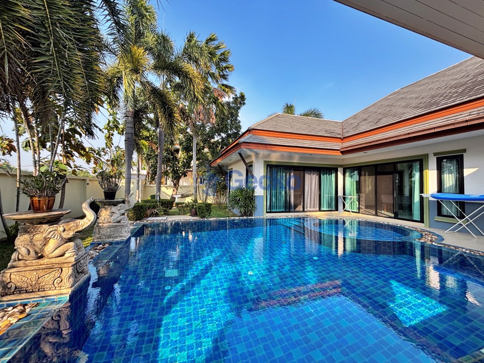 3 Bedrooms House in Baan Dusit Lake  Huay Yai H012994 (Photo 2)