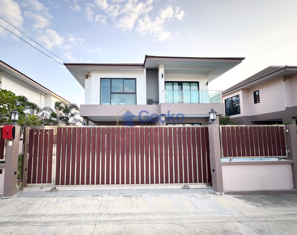 4 Bedrooms House in The Lake Huay Yai  Huay Yai H013004 (Photo 3)