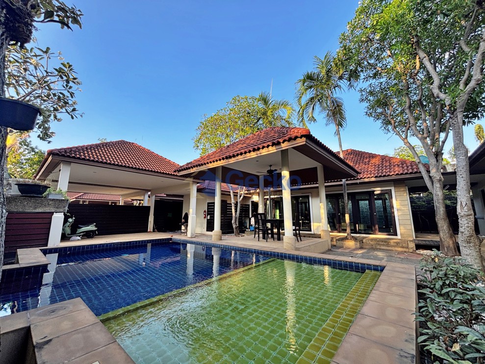 3 Bedrooms House in Sefton Park  East Pattaya H013049 (Photo 3)