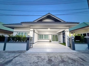 3 Bedrooms House in Ponthep 5  East Pattaya H013055