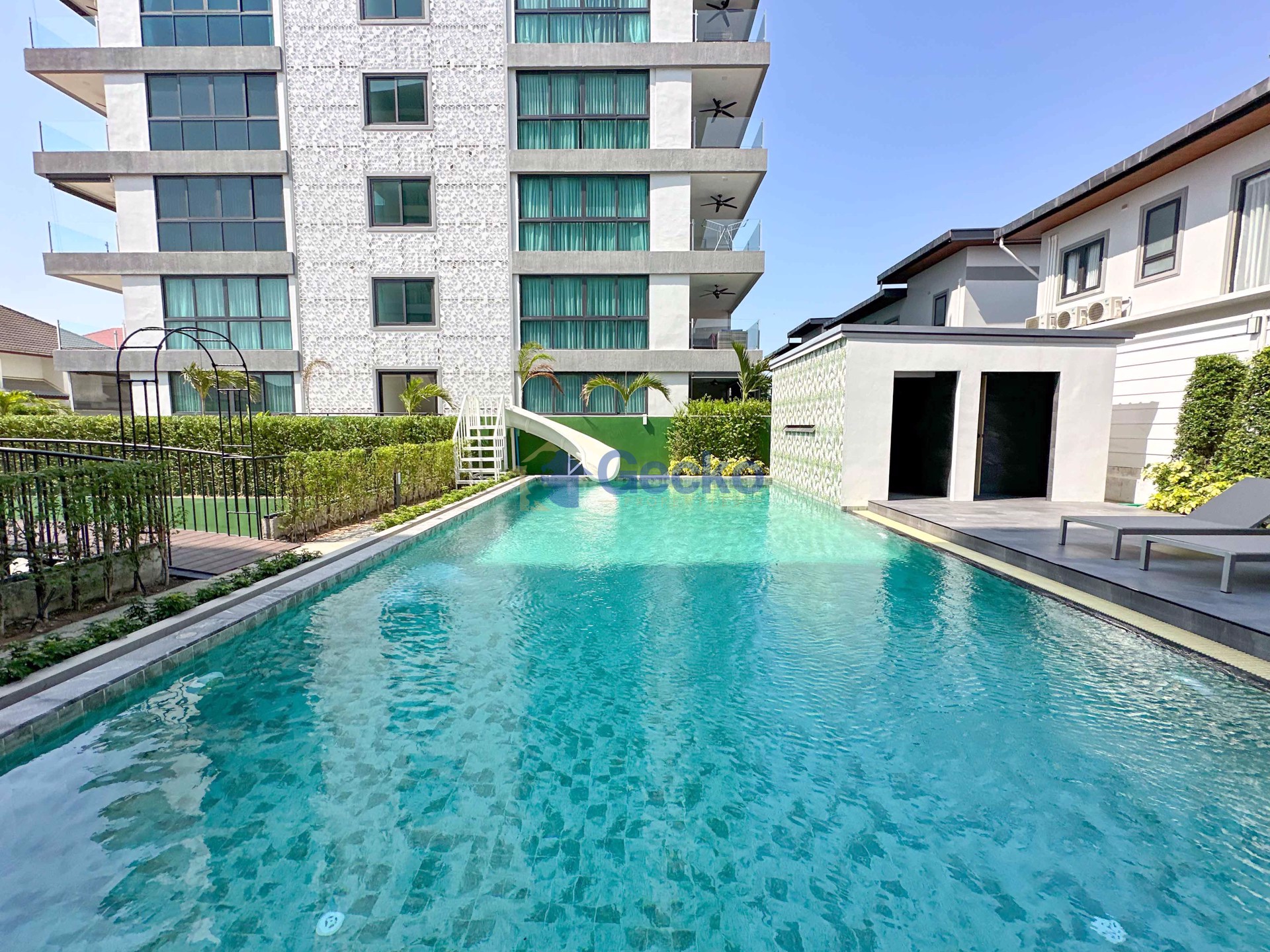 1 Bedroom Condo in Gardenia Pattaya Jomtien C013065