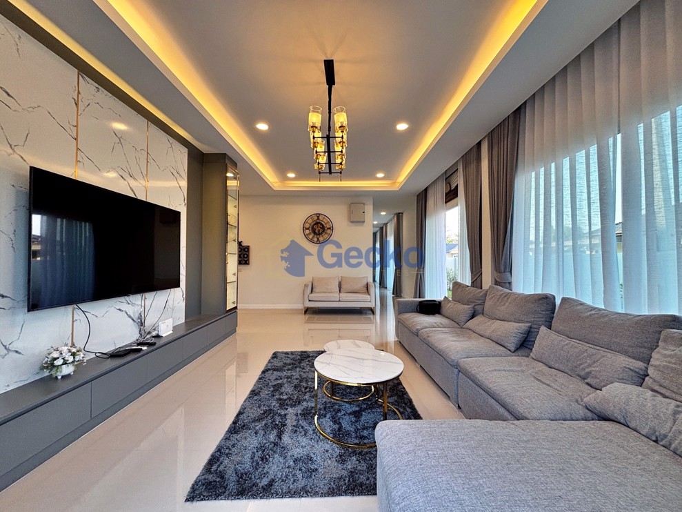 3 Bedrooms House in Garden Ville 6  Huay Yai H012222 (Photo 4)