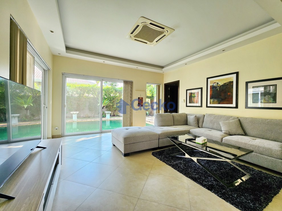 3 Bedrooms House in Sedona Villas  East Pattaya H001492 (Photo 2)