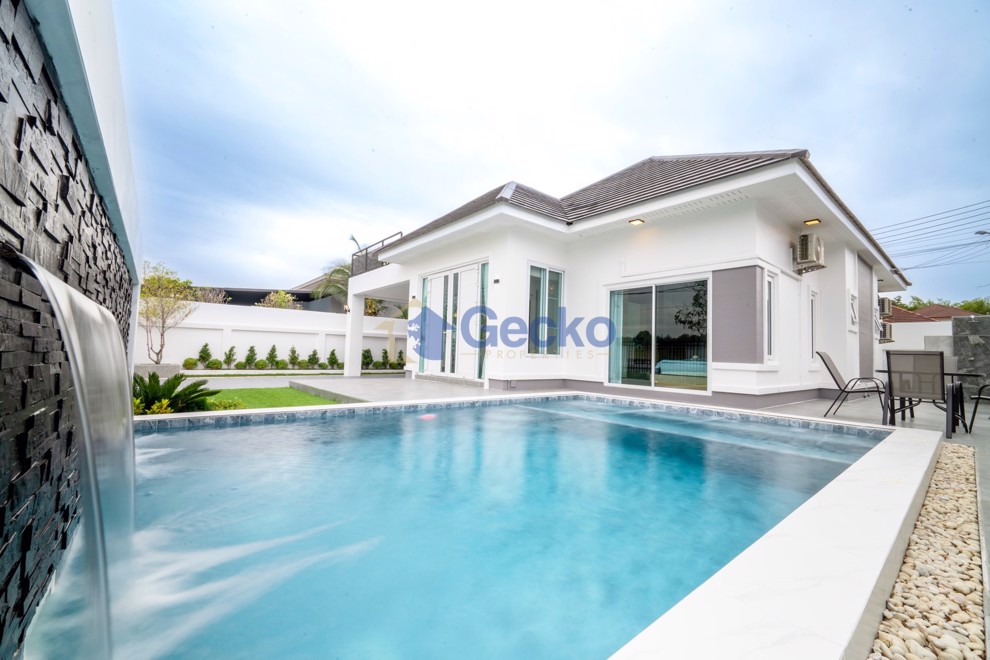 3 ห้องนอน บ้าน in Ponthep Garden Ville 8  พัทยาตะวันออก H013078 (Cover Photo)