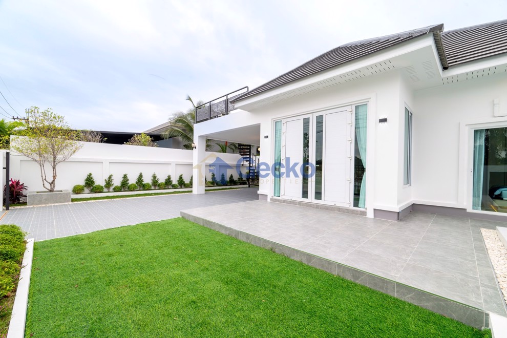 3 ห้องนอน บ้าน in Ponthep Garden Ville 8  พัทยาตะวันออก H013078 (Photo 2)