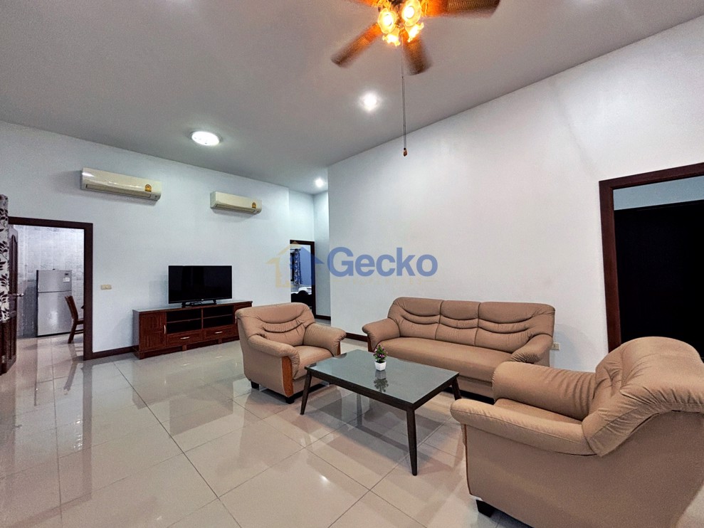 3 Bedrooms House  Jomtien H013089 (Photo 4)