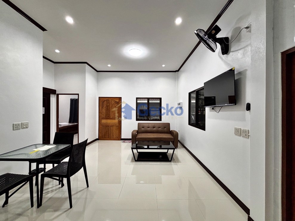 2 Bedrooms House  Jomtien H013091 (Photo 4)