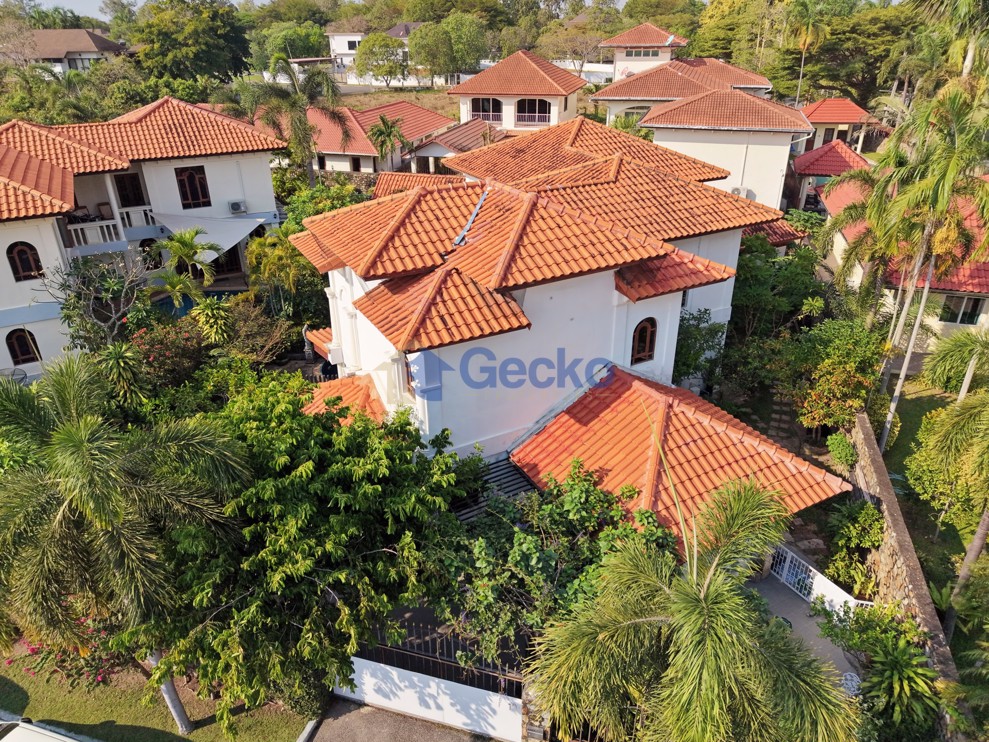 3 Bedrooms House in Whispering Palms  East Pattaya H013100 (Photo 2)