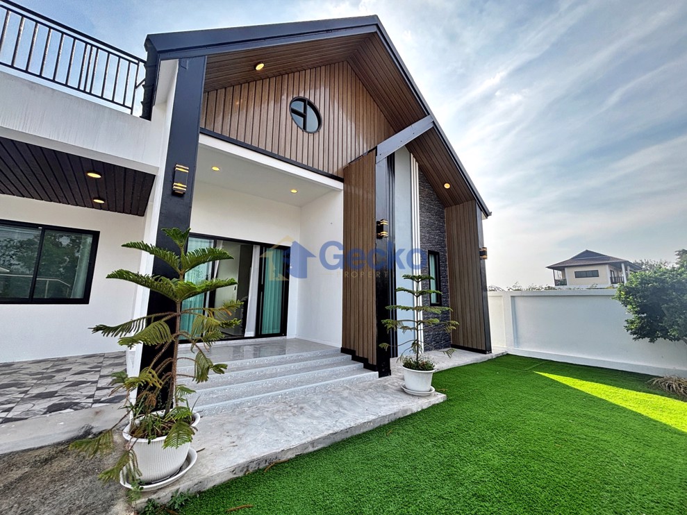 3 Bedrooms House in Pornprapar   East Pattaya H013101 (Photo 1)