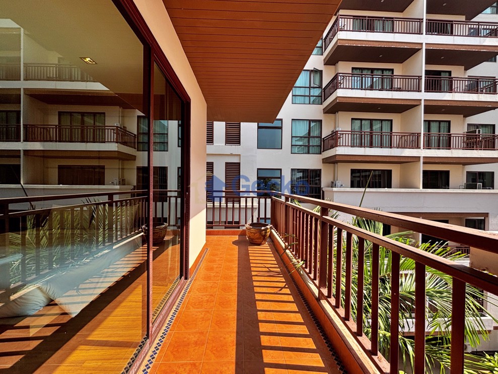 2 Bedrooms Condo in Pattaya City Resort South Pattaya C013111 (Cover Photo)