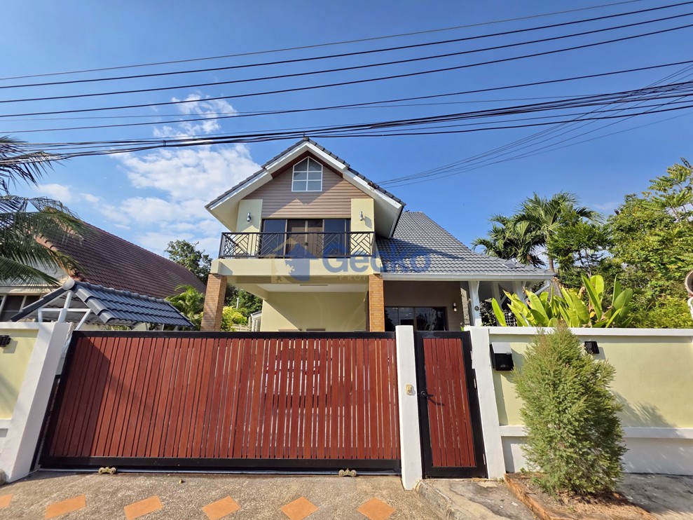 4 Bedrooms House in Central Park 4/2  East Pattaya H013148 (Photo 2)