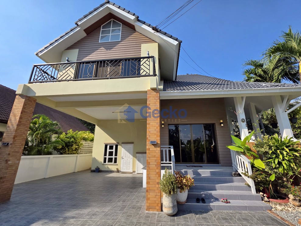4 Bedrooms House in Central Park 4/2  East Pattaya H013148 (Photo 1)