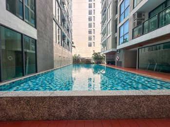 2 Bedrooms Condo in Aurora Pratumnak C013153