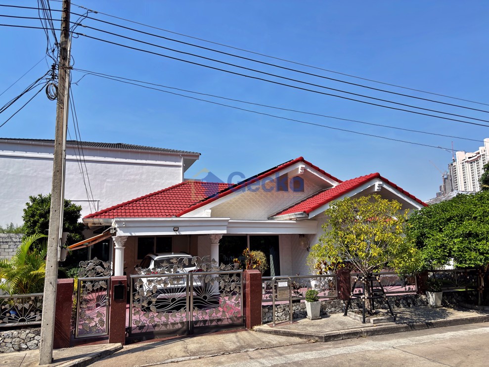 3 Bedrooms House in Grand Condotel  Jomtien H013156 (Photo 2)